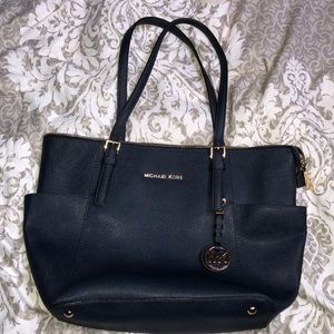 Michael Kors tote